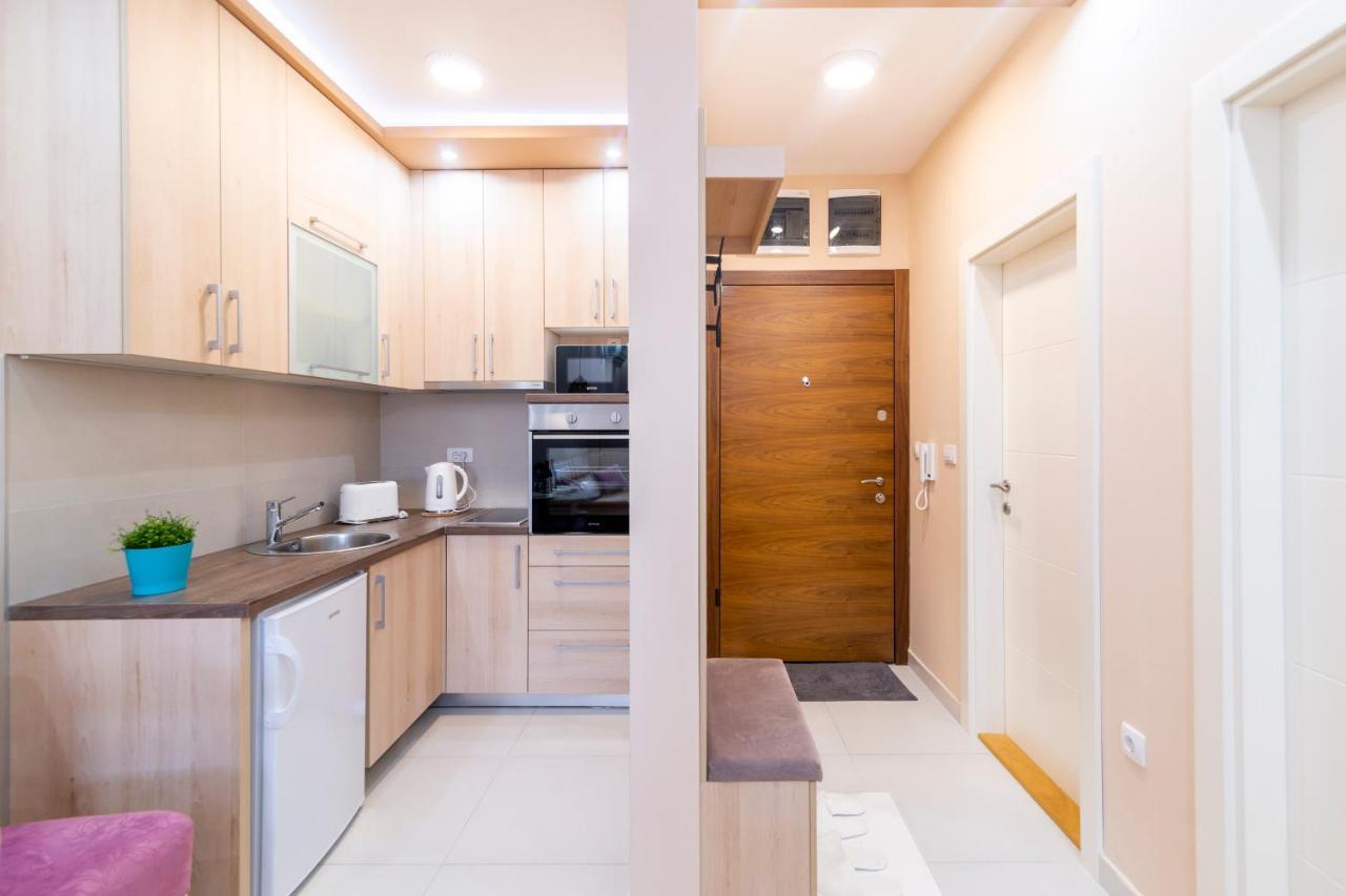 Mili Lux Apartman Нови-Сад Экстерьер фото